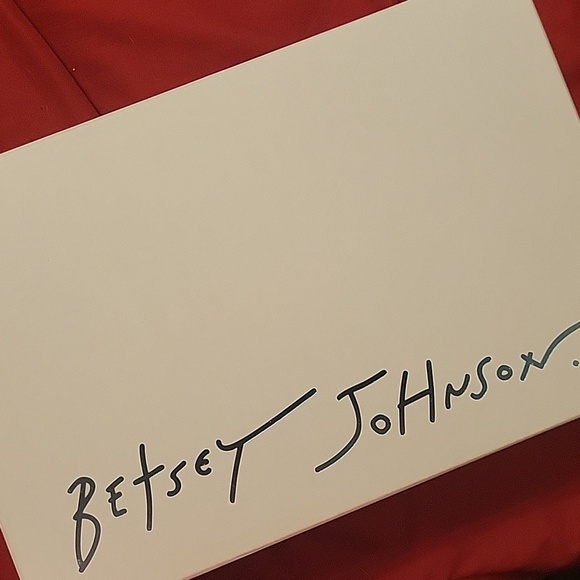 Betsey Johnson Something Blue Collection Micki Satin Wedding Pumps NIB Bridal - Picture 10 of 10